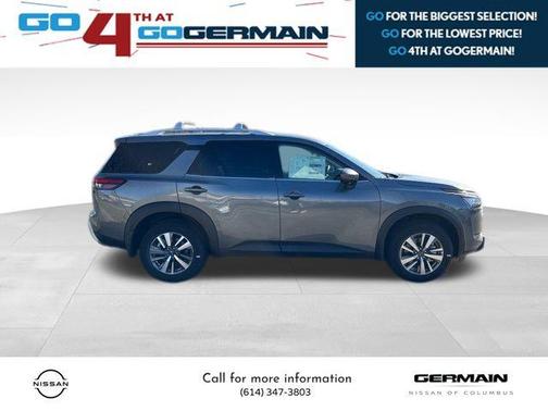 2025 Nissan Pathfinder SL