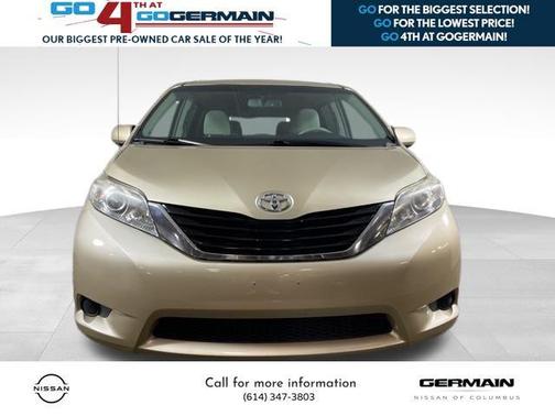 2014 Toyota Sienna LE