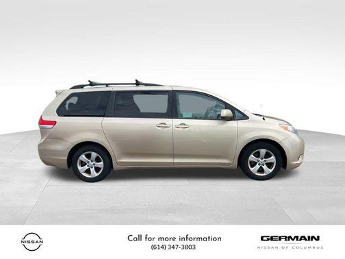 2014 Toyota Sienna LE