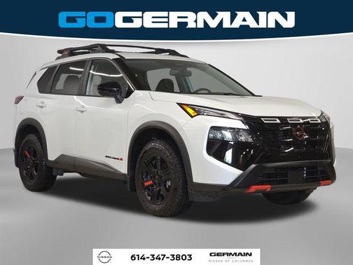 Everest White Pearl 2025 Nissan Rogue Rock Creek