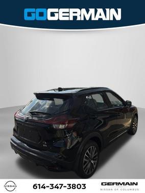 Super Black 2024 Nissan Kicks SR
