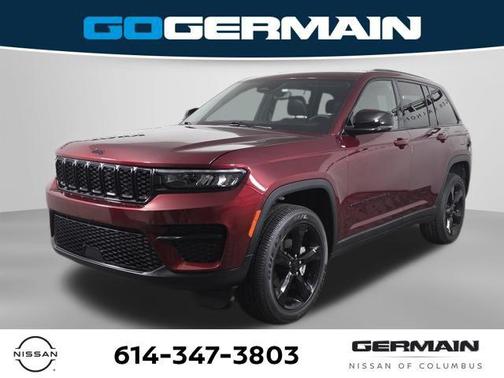 Velvet Red Pearlcoat 2023 Jeep Grand Cherokee Altitude