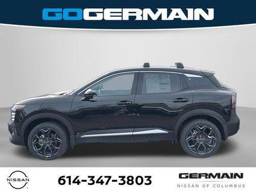 Super Black 2026 Nissan Kicks SR