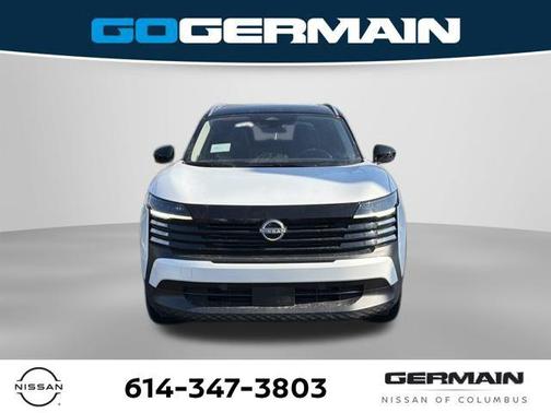 Aspen White/Super Black 2026 Nissan Kicks SV