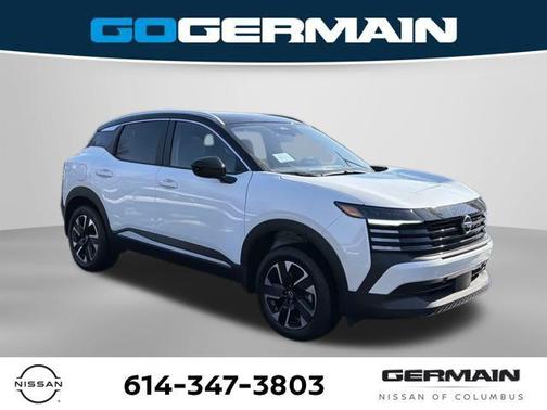 Aspen White/Super Black 2026 Nissan Kicks SV