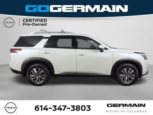 2023 Nissan Pathfinder SL