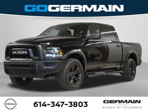 Diamond Black Crystal Pearlcoat 2022 RAM 1500 Classic Warlock