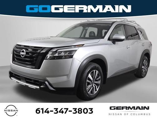 Brilliant Silver Metallic 2024 Nissan Pathfinder SL