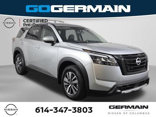 Brilliant Silver Metallic 2024 Nissan Pathfinder SL
