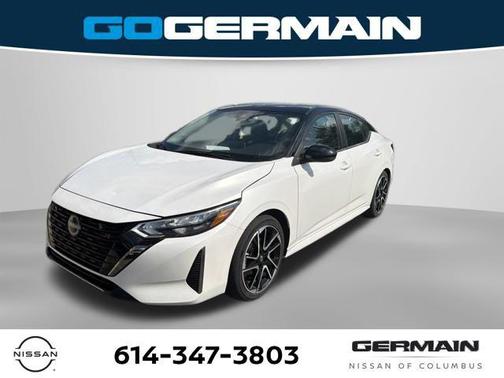 Aspen White Tricoat/Super Black 2024 Nissan Sentra SR