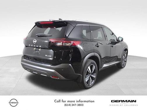 2022 Nissan Rogue SL