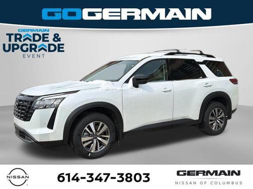 Everest White Pearl Tricoat 2026 Nissan Pathfinder SL