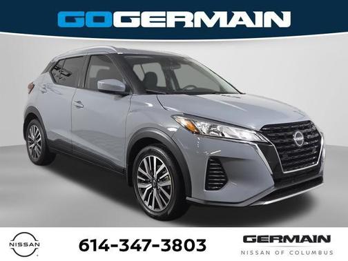 Boulder Gray Pearl 2022 Nissan Kicks SV