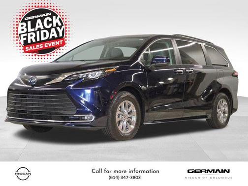 2024 Toyota Sienna XLE