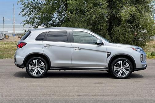 2024 Mitsubishi Outlander Sport 2.0 ES