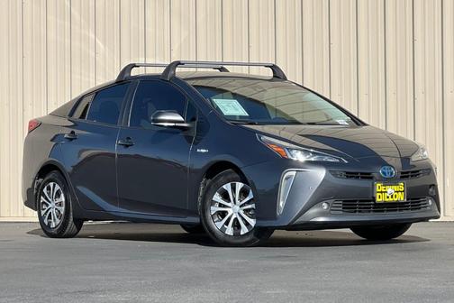 2021 Toyota Prius XLE