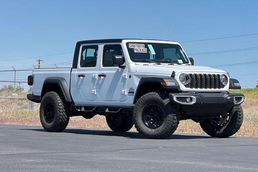 2025 Jeep Gladiator Sport