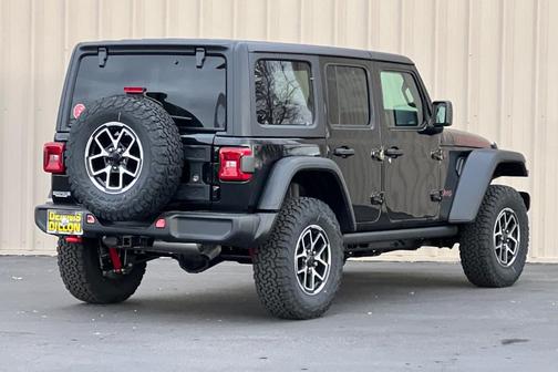 2025 Jeep Wrangler Rubicon