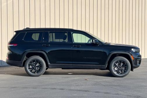 2025 Jeep Grand Cherokee L Laredo