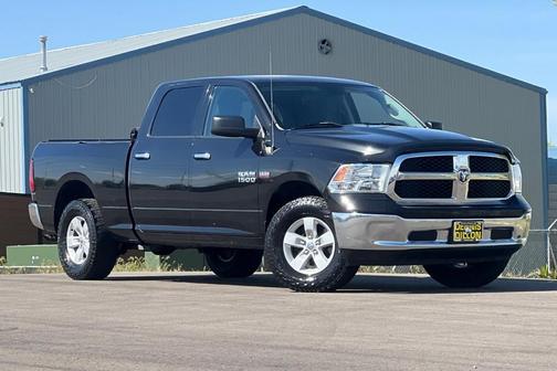 2017 RAM 1500 SLT