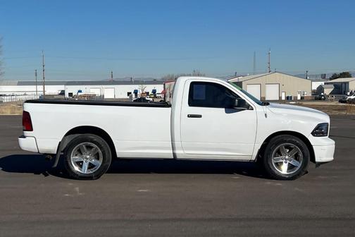 2012 RAM 1500 ST