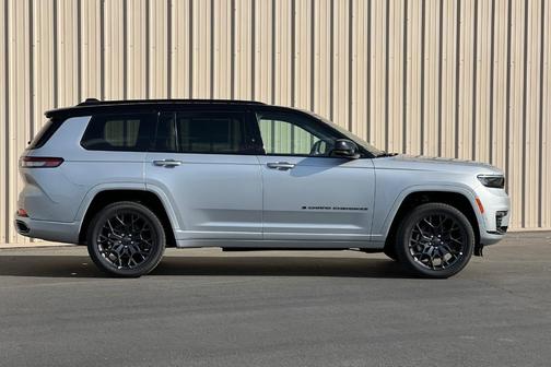 2025 Jeep Grand Cherokee L Summit