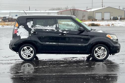 2011 Kia Soul +