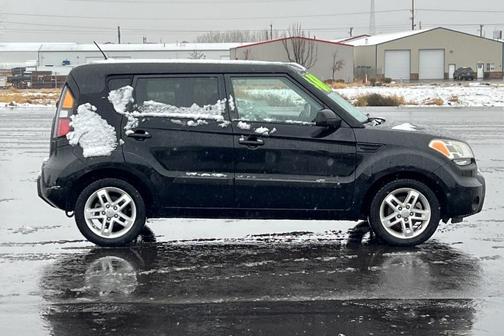 2011 Kia Soul +