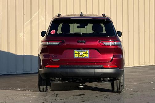 2025 Jeep Grand Cherokee L Laredo