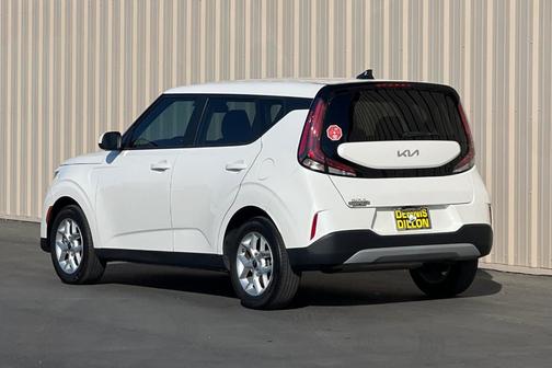 2023 Kia Soul LX