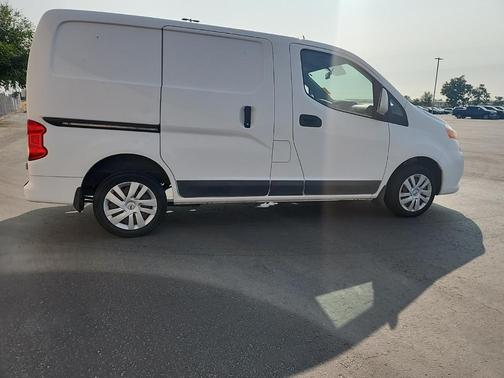 2015 Nissan NV200 SV