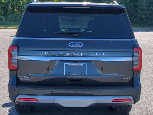Dark Matter Metallic 2023 Ford Expedition Max Platinum