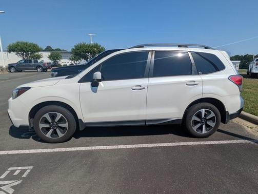 2017 Subaru Forester 2.5I PREMIUM