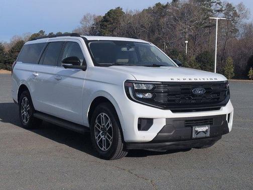 2025 Ford Expedition Max Active