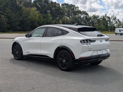 2023 Ford Mustang Mach-E CALIFORNIA ROUTE 1
