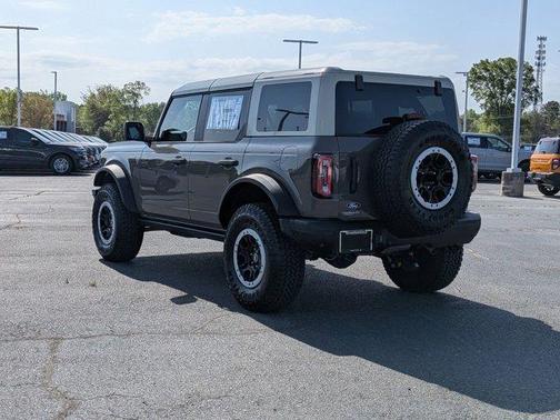 Gray 2026 Ford Bronco Badlands