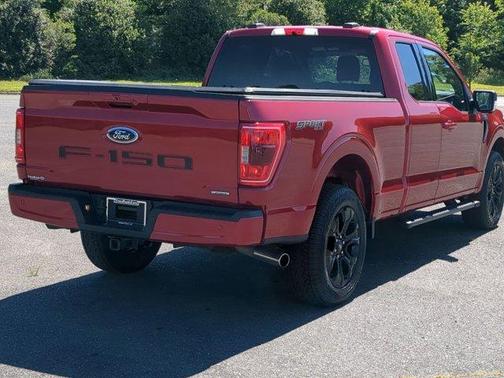 Red Metallic 2022 Ford F-150 XLT
