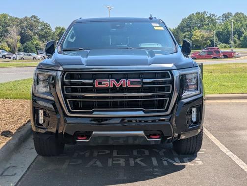 2023 GMC Yukon XL AT4