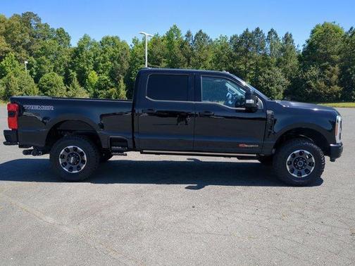 Black Metallic 2023 Ford F-250 Lariat
