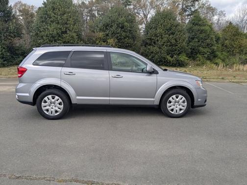 2019 Dodge Journey SE