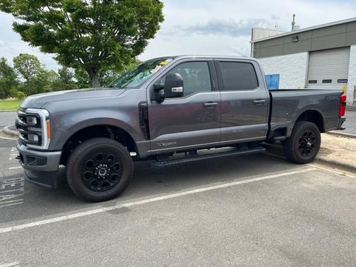 2023 Ford F-250 LARIAT