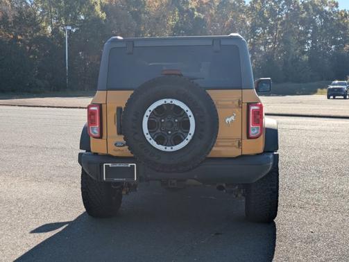 2021 Ford Bronco BLACK DIAMOND