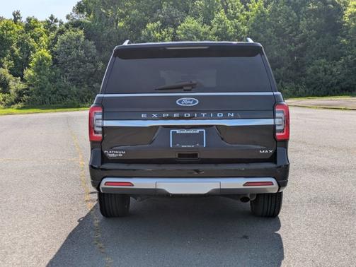 2022 Ford Expedition PLATINUM