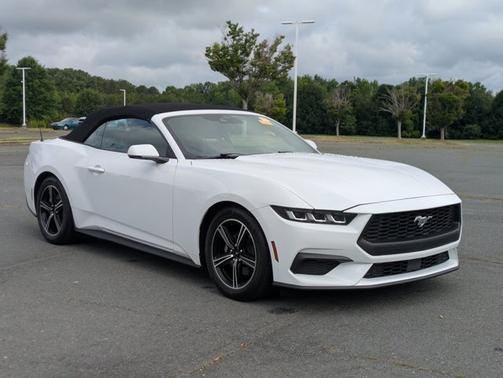 2024 Ford Mustang ECOBOOST PREMIUM