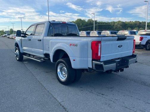 Avalanche 2026 Ford F-450 XLT