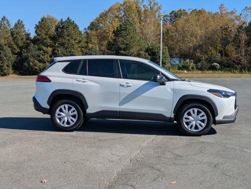 2024 Toyota Corolla Cross L