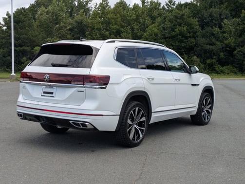 2024 Volkswagen Atlas 2.0T SEL PREMIUM R-LINE