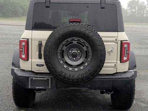 Beige 2025 Ford Bronco Badlands