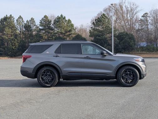 2022 Ford Explorer TIMBERLINE