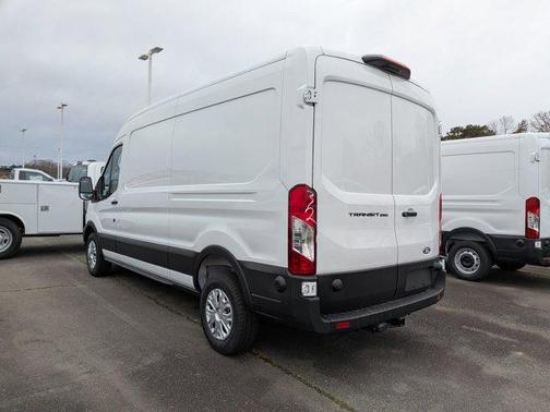 2026 Ford Transit-250 148 WB Medium Roof Cargo